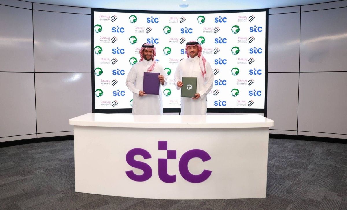 الاتحاد السعودي و stc يوقعان رعاية الدوري السعودي للنخبة  