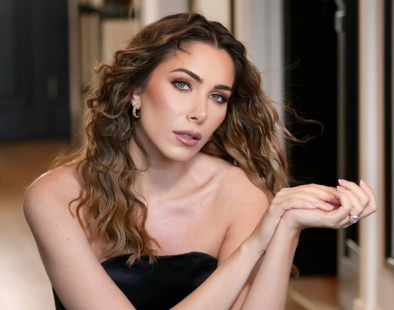 دانييلا رحمة تستعيد ذكرى مؤلمة عن جدها.. توفي بعد يوم واحد من حلمها به ميتًا في منامها