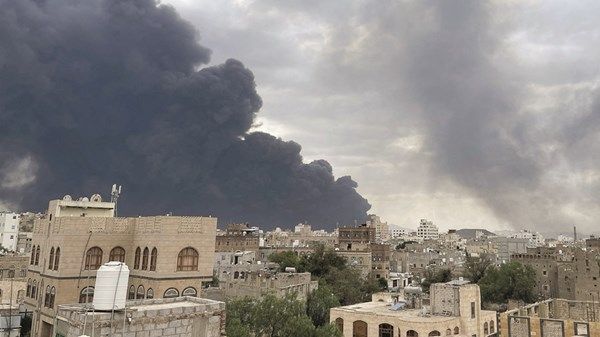 عشرات القتلى والجرحى بقصف إسرائيلي على صنعاء