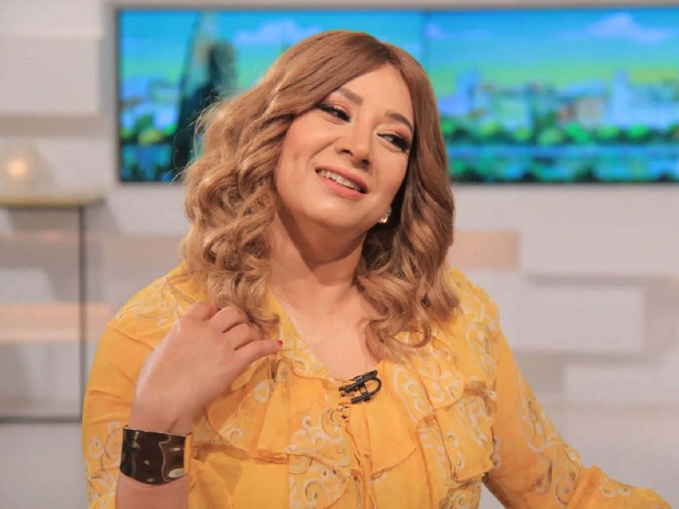 إنتصار والدة محمد ممدوح وجميلة عوض ويسرا اللوزي في السينما