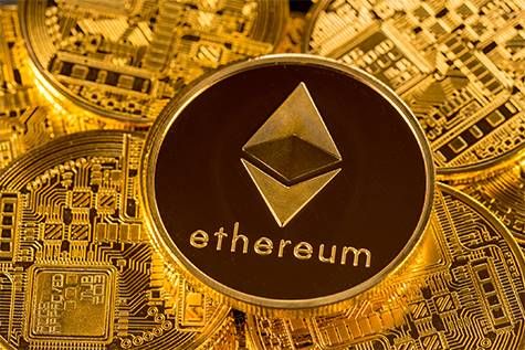 الإيثريوم يعاود الارتفاع مع تزايد رهانات خفض الفيدرالي للفائدة