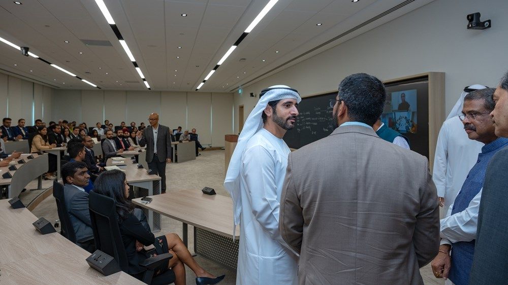 حمدان بن محمد يفتتح أول فرع دولي لـ المعهد الهندي للإدارة – أحمد آباد