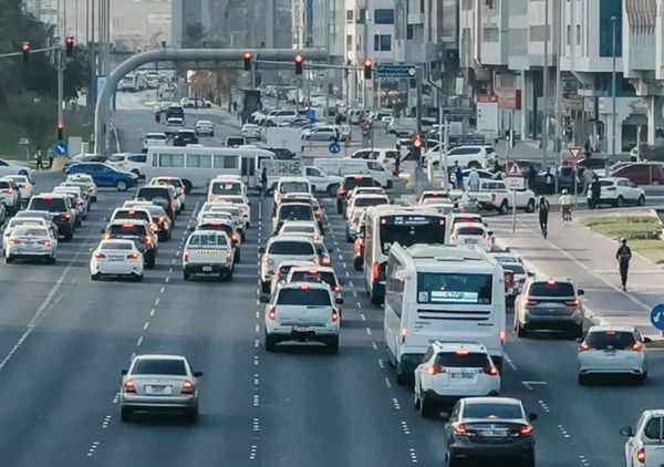 "البلديات والنقل" تصدر قراراً لتسهيل تملُّك أرقام المركبات المميزة غير المملوكة في أبوظبي