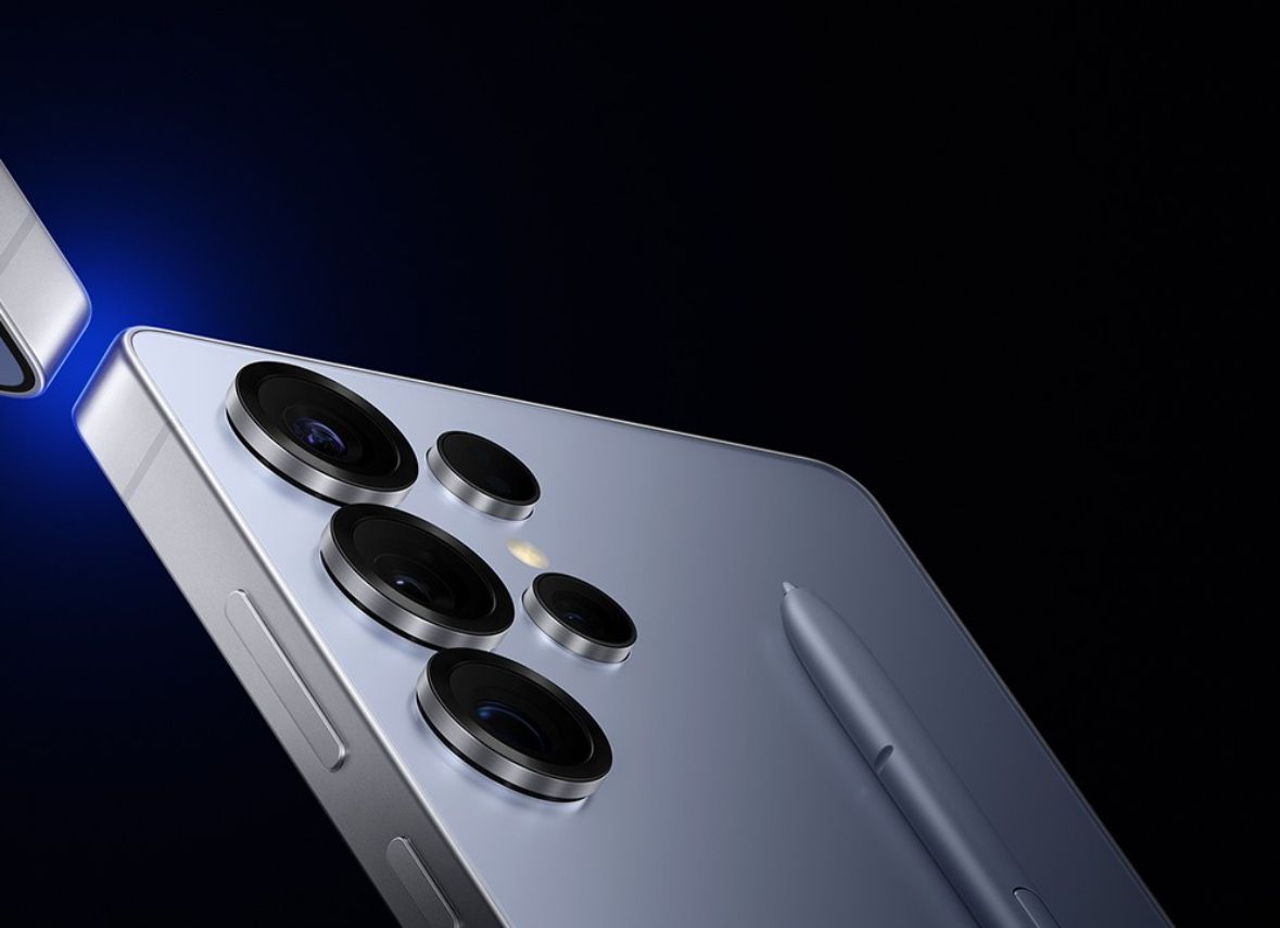 تكنولوجيا: سامسونج تبدأ الإنتاج الضخم لمستشعرات كاميرا بزوم متواصل… لكن ليس لهواتف Galaxy