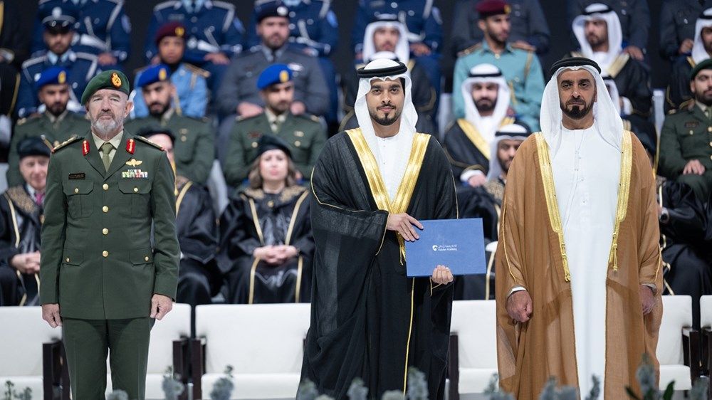 سيف بن زايد يشهد حفل تخريج دفعة 2025 من أكاديمية ربدان