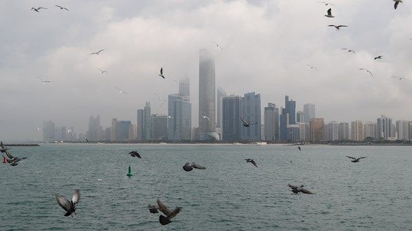 الطقس المتوقع على الإمارات غداً