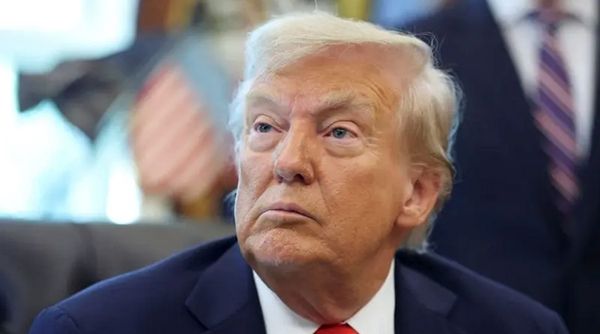 ترامب يعتزم مقاضاة "نيويورك تايمز" بـ15 مليار دولار