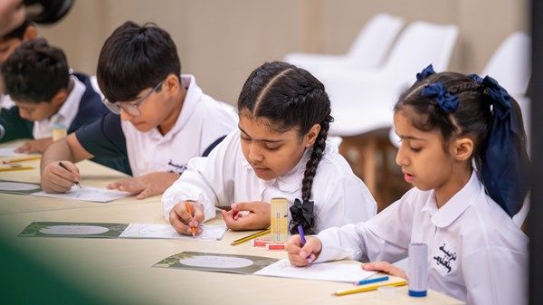 الورش التعليمية والثقافية تجذب جمهور "مهرجان البدر"
