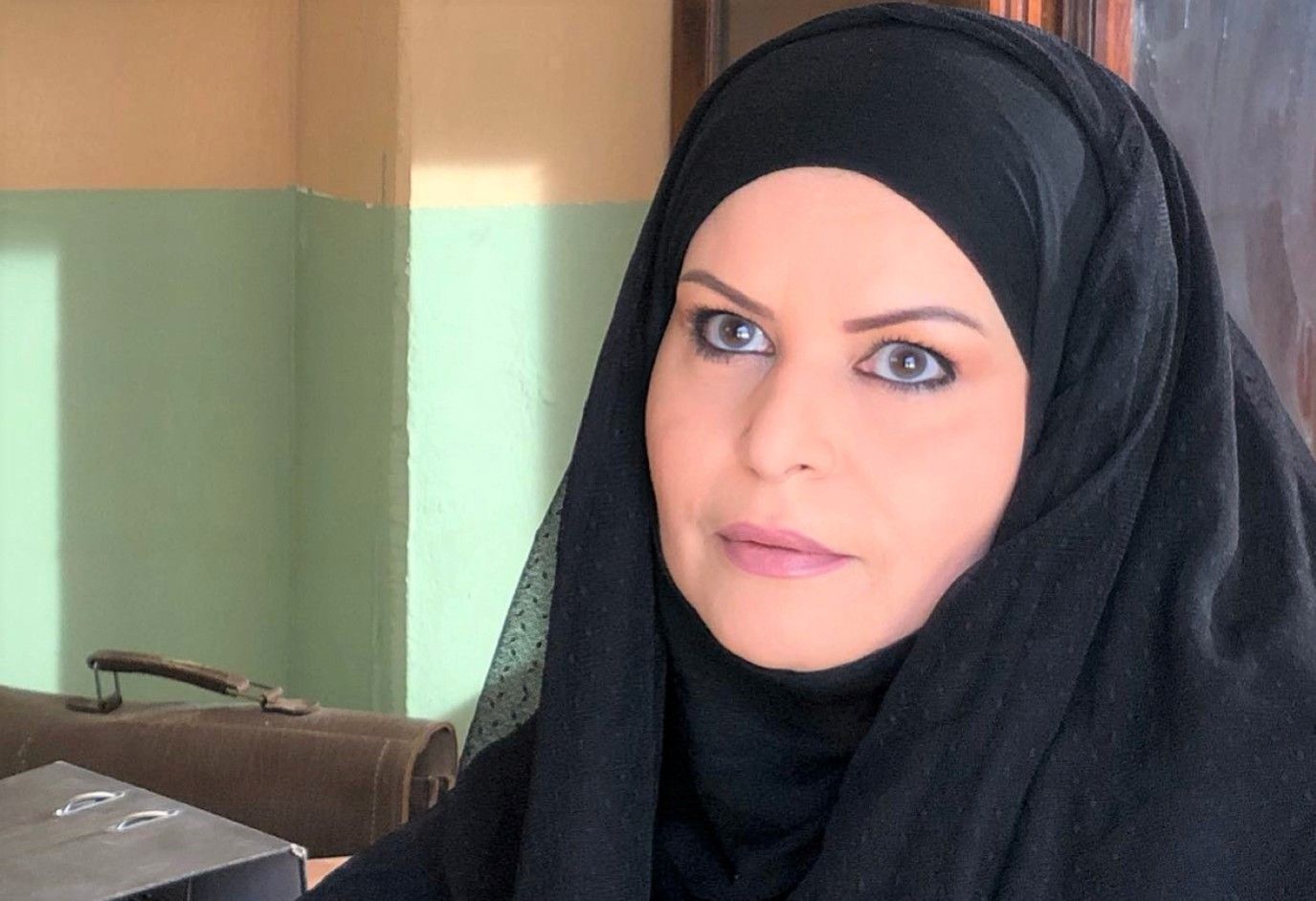 عبير الجندي تشارك جمهورها فيديو لها مع خالد بو صخر قديماً قبل 20 عاماً وآخر حديثاً في 2025 وهكذا تعلّق