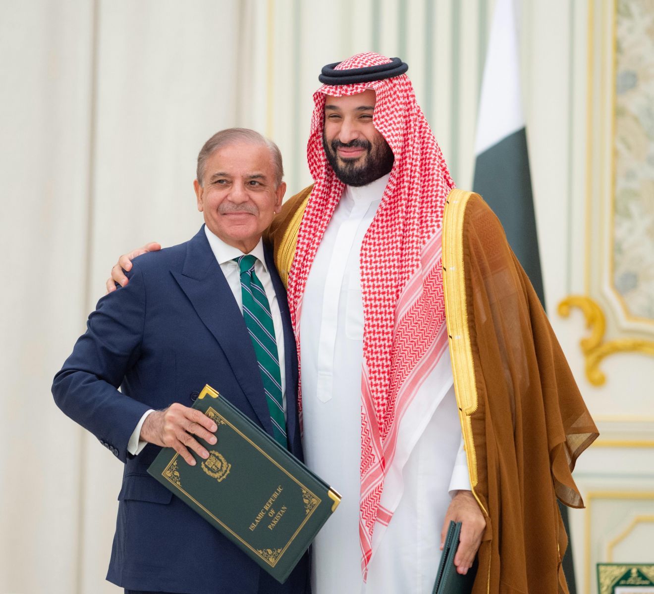 السعودية وباكستان توقعان اتفاقية الدفاع الاستراتيجي المشترك