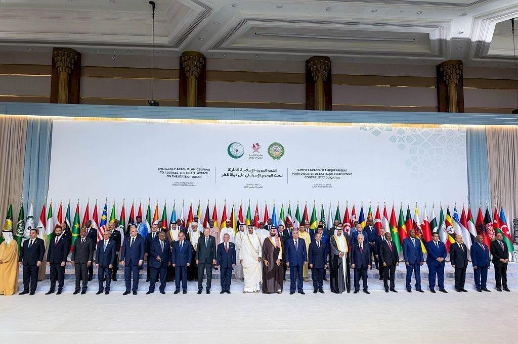 الإيكونومست: دول الخليج تُخيّر ترامب: إما نحن أو إسرائيل