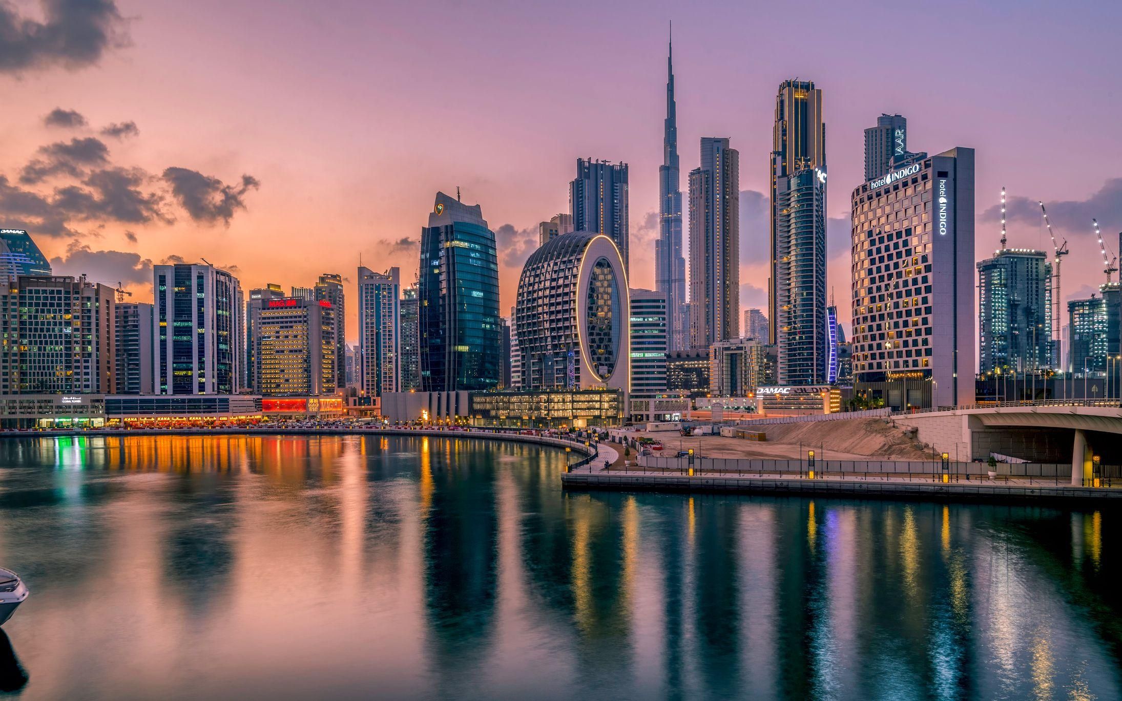 الإيكونومست: دول الخليج تُخيّر ترامب: إما نحن أو إسرائيل