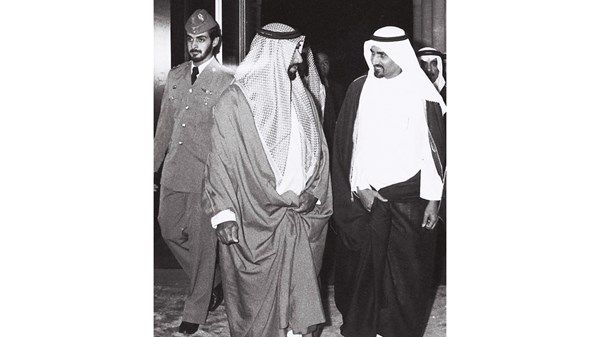 حمد الشرقي.. 51 عاماً في حب الوطن