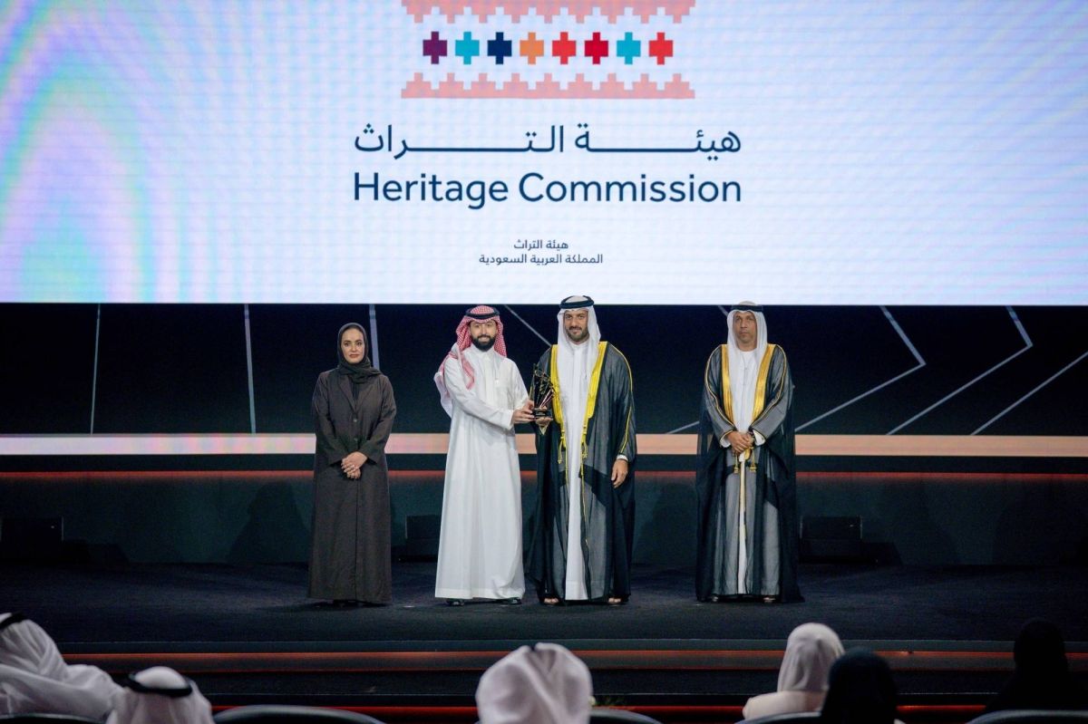 هيئة التراث تفوز بجائزة الشارقة للاتصال الحكومي لفئة أفضل عمل اتصالي يستهدف الأطفال واليافعين