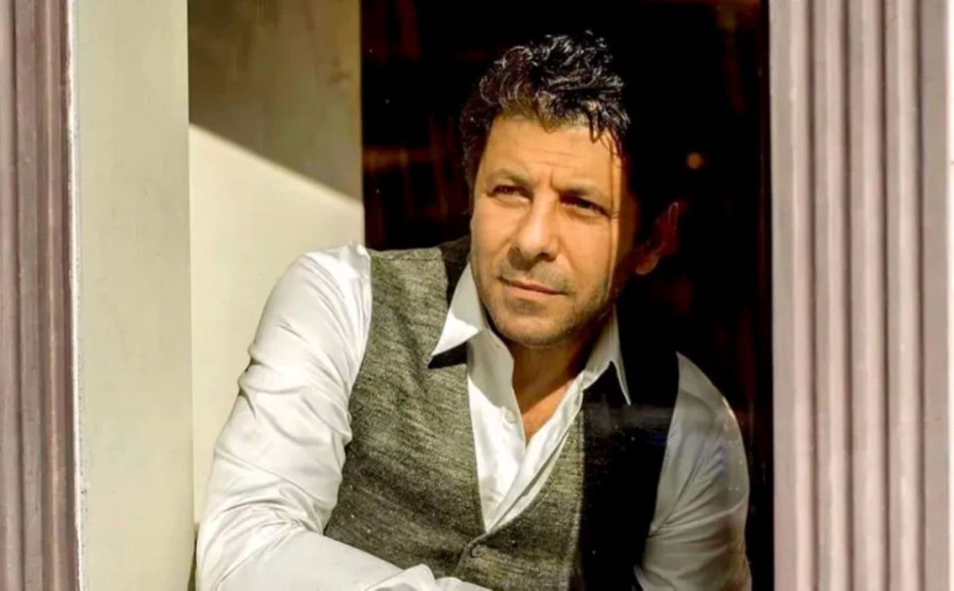 هل ينافس إياد نصار أحمد حلمي ومحمد هنيدي في الكوميديا؟ الفنان يجيب