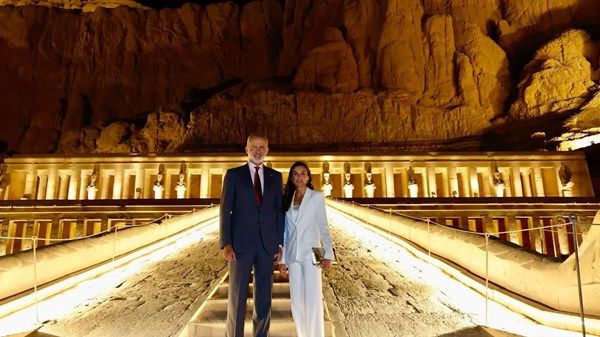 ملك وملكة إسبانيا يزوران معالم أثرية وسياحية في مصر