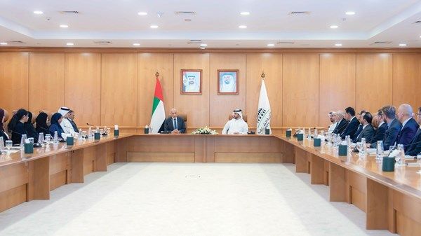 سلطان بن أحمد يستقبل أعضاء هيئة التدريس الجدد بجامعة الشارقة