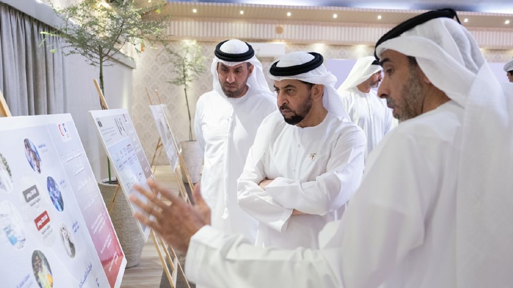 حمدان بن زايد يزور مدينة الظنة ويطلع على مشاريع «أدنوك» الاستراتيجية