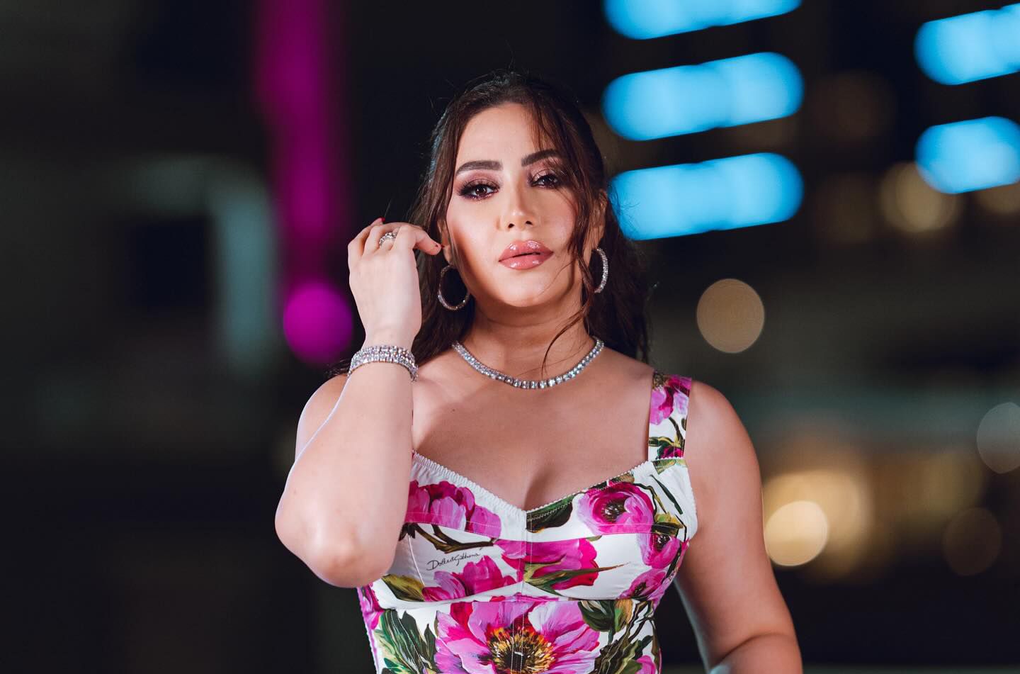 القبض على الفنانة بوسي في مطار القاهرة ومنعها من السّفر… اقرأ التفاصيل