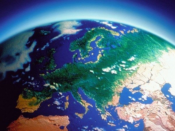 الإمارات تسبق الجدول الزمني للتخلص التدريجي من المواد المستنفدة لطبقة الأوزون