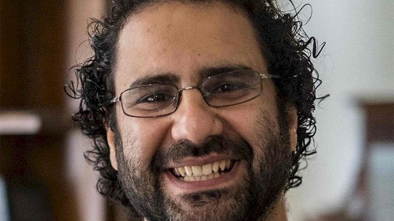 السيسي يفرج عن المصري البريطاني علاء عبدالفتاح