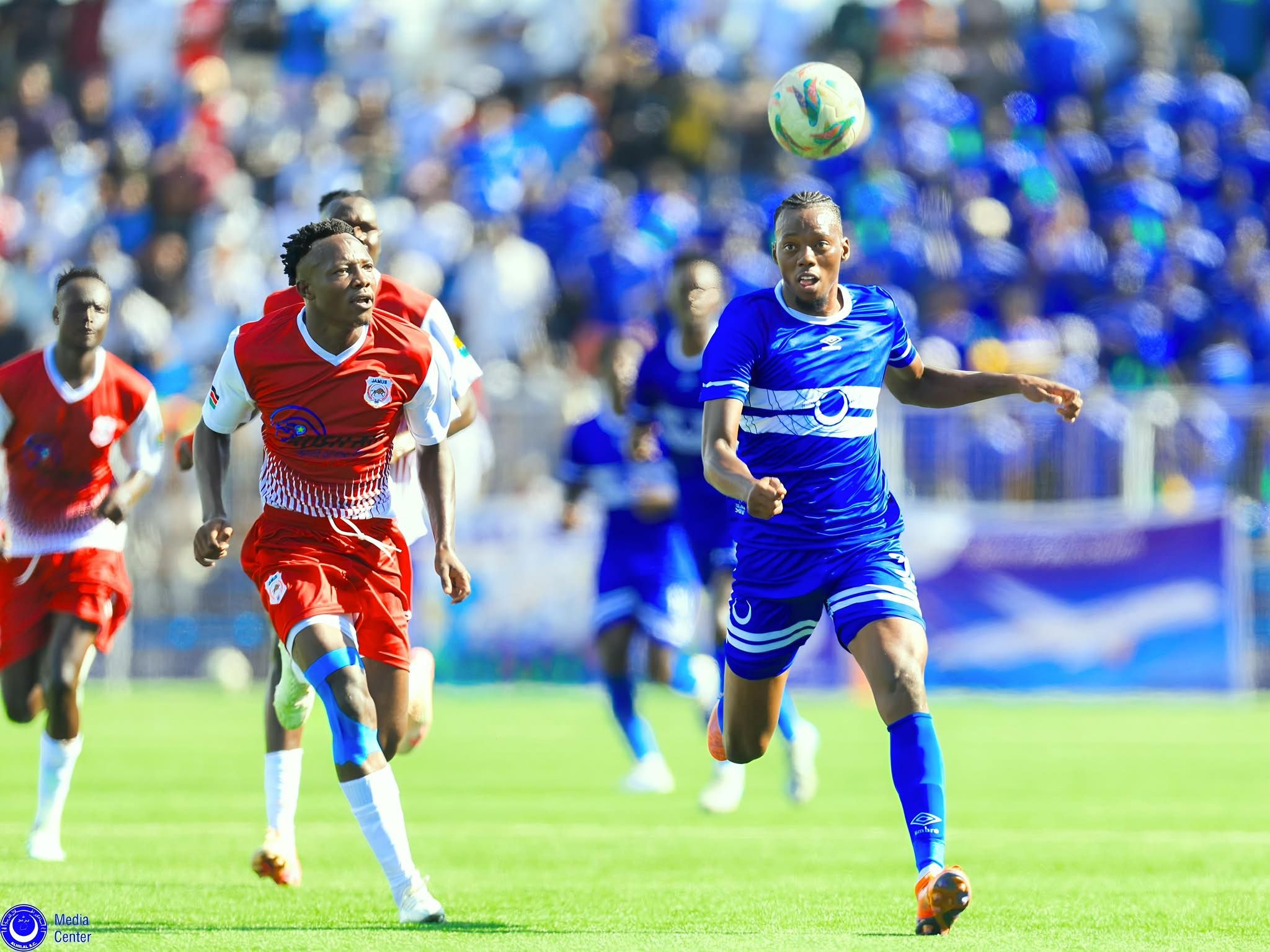 في مستهل مبارياته بأبطال أفريقيا.. الهلال ينجو من كمين “الجاموس” بالتعادل