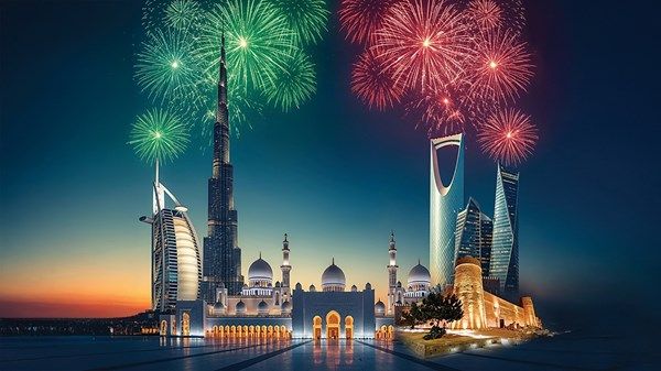 الإمارات تشارك السعودية احتفالاتها باليوم الوطني