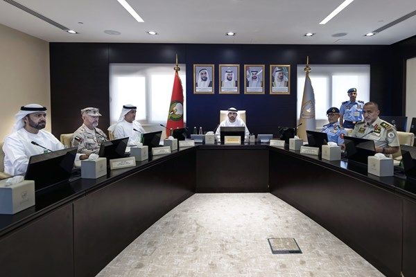 حمدان بن محمد: تطوير قدراتنا الدفاعية المتكاملة أولوية وطنية