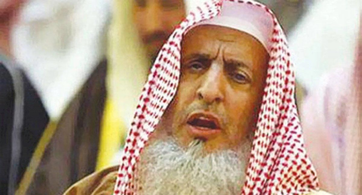 وفاة مفتي عام المملكة الشيخ عبد العزيز آل الشيخ