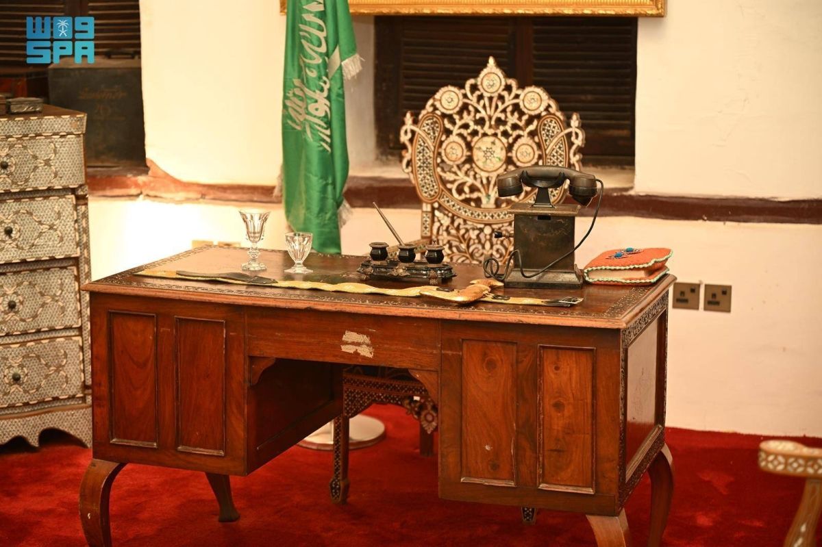 بيت نصيف وباب مكة يختزلان ذاكرة وطنية تجدد الاعتزاز في اليوم الوطني الـ95