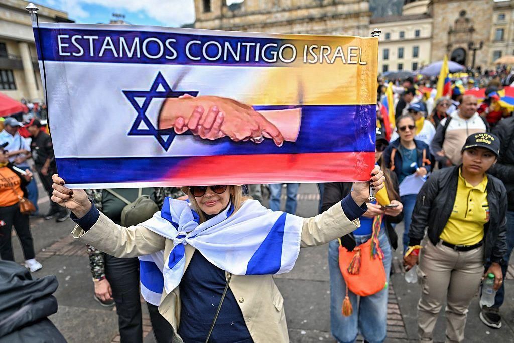 "الحرية أو الموت".. رئيس كولومبيا يطالب جيوش العالم بالقتال من أجل فلسطين
