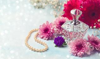 عطورٌ صيفية لعيد الأضحى: اختيارات راقية تعبّر عن أنوثتكِ وثقتك