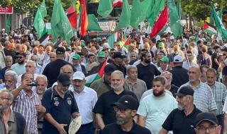 مسيرة شعبية في صيدا دعمًا لغزة تحت شعار: "صرخة الجوع من صيدا الأبية إلى غزة العزة"