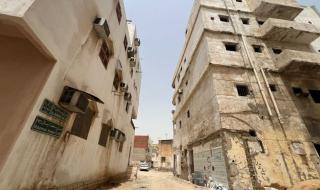 بالصور هدد جدة يعود في 1447 وبدء إخلاء 800 مبنى متهالك في حي الرويس بجدة