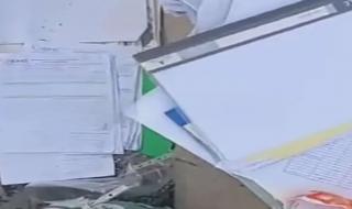 من يقف وراء التسريب؟...وثائق سرية تُهدد خصوصية آلاف اليمنيين في تعز""عثر عليها في العراء"