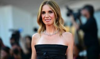 مهرجان فينيسيا السينمائي يسدل الستار عن فعاليات نسخته الـ 82 بريد كاربت مميزة
