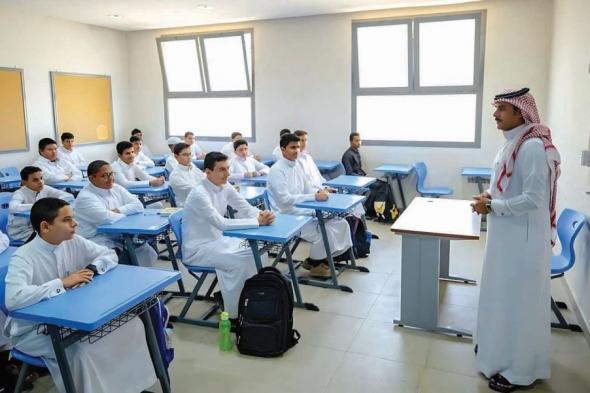 احذرها.. 8 مخالفات تُنهي مسيرة المعلم المهنية فورًا
