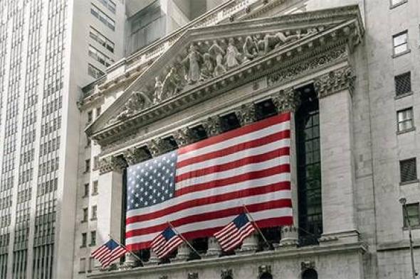 القطاع التكنولوجي يدفع الأسهم الأمريكية للإغلاق على انخفاض للجلسة الثالثة على التوالي